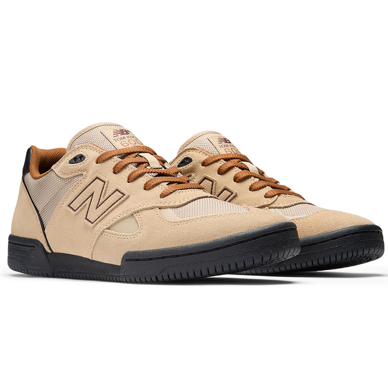 New Balance 600 Tom Knox - Tan/Black Lifestyle