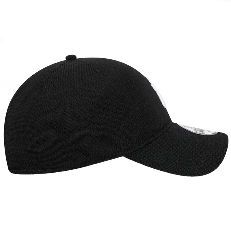 New Era NY Mets Merino Wool 9Twenty Strap Back - Black Right