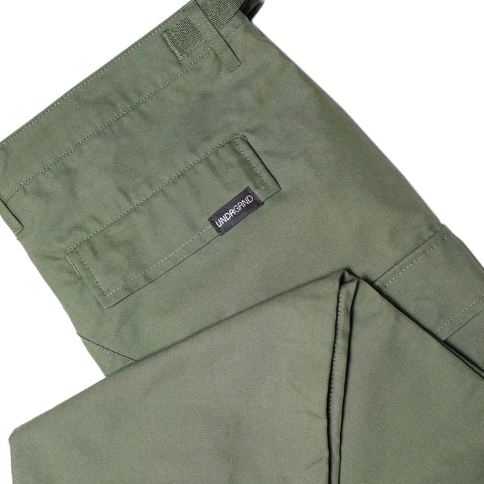 Underground Logo Cargo Pants - Army Green Pocket Detail